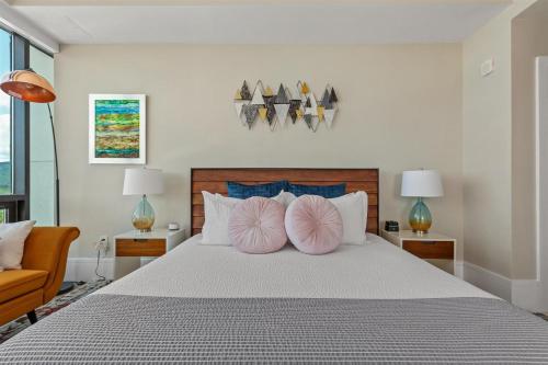 Pet-Friendly Downtown Asheville Condo with Mountain Views at Arras Residences Unit 1009 - image 10