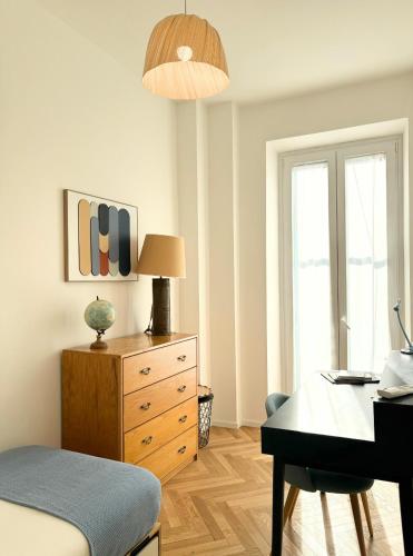 Spacious Apt with Private Terrace near the Vatican - Casa Vacanze Romane, Rome (photo 4)