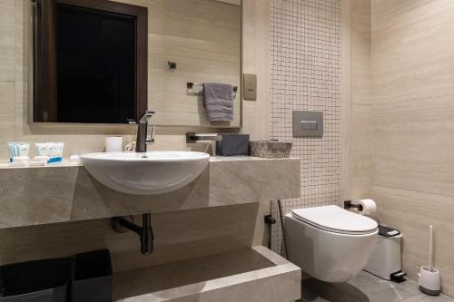 Simply Comfort Vacation Homes Rental Apartments at Nobles Tower Luxury Burj View, Dubái (foto 9)