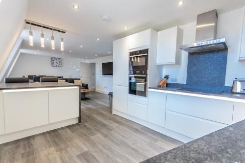 The Regency Suite - image 10