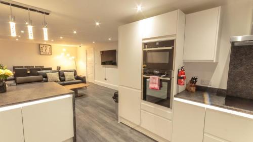 The Regency Suite - image 9