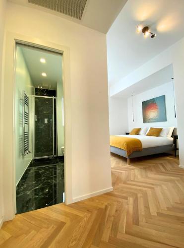 Spacious Apt with Private Terrace near the Vatican - Casa Vacanze Romane, Rome (photo 3)