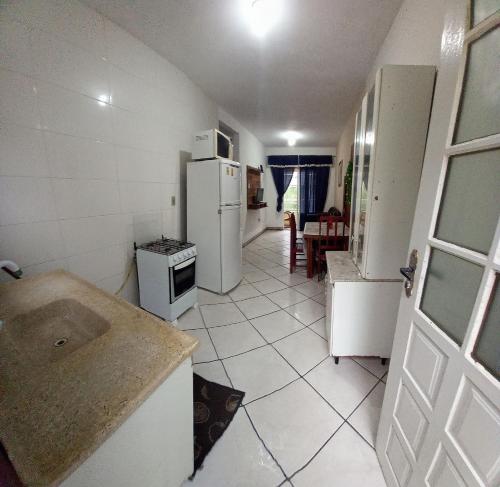 2 bedrooms, 3 beds