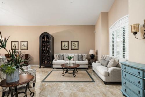 Faciliteter, Pinnacle Perfection by Porter Heated Pool Spa w Outdoor Putting Green in Carefree