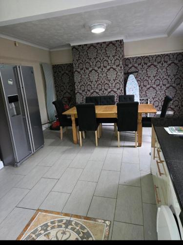 Stylish stay in Leeds near Sand Moor Golf Club