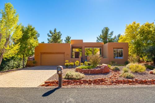 West Sedona Hot Tub with views
