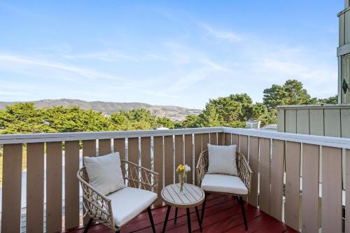 Serene Home on the Hill with amazing view near SF Serene Home on the Hill with amazing view near SF