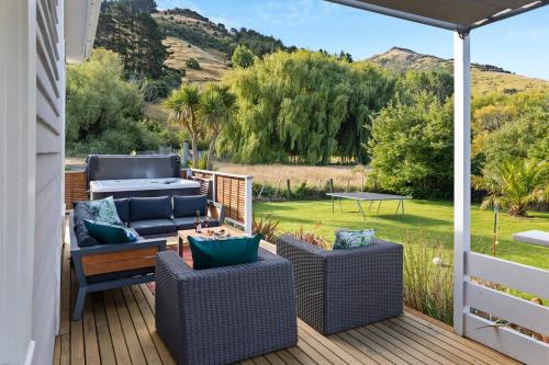 Beautiful Kereru Cottage in Little River