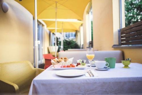 Hotel Central Regensburg CityCentre - image 14