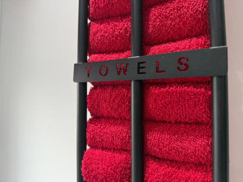 Anfield Abode - ENTIRE LFC THEMED HOUSE - Sleeps 6, Liverpool (photo 10)
