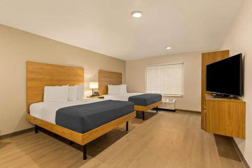 2 double beds