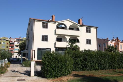  Apartments Nina, Pension in Poreč