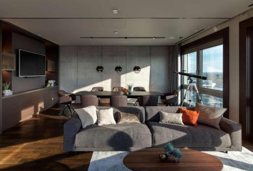640864650 b'mine Hotel Frankfurt Airport
