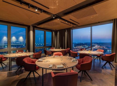 640864771 b'mine Hotel Frankfurt Airport