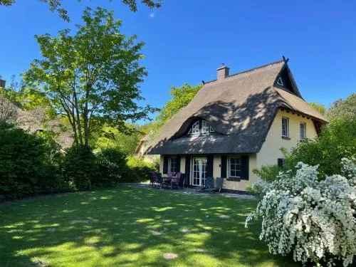 Ferienhäuser Küstenwaldvilla in Dierhagen, Deutschland