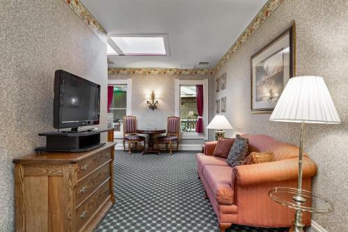 640869698 Beaumont Hotel and Spa - Adults Only