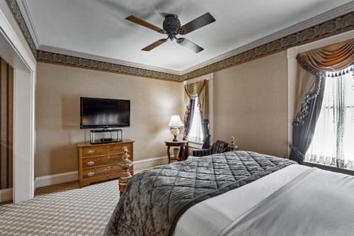 640877881 Beaumont Hotel and Spa - Adults Only