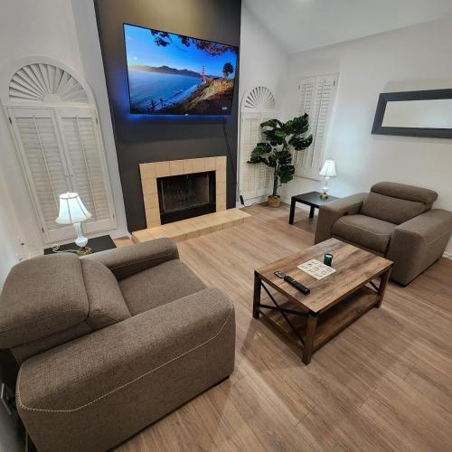 ResortLiving Golf Pool Gym Peace 2Bed 2Bath Oasis in Sun Lakes