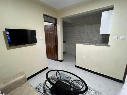 One-Bedroom Apartment image 9