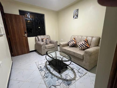 One-Bedroom Apartment image 5