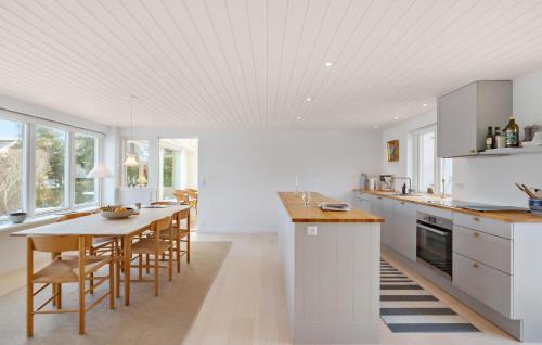 Gorgeous Home In Gudhjem With Wifi Gorgeous Home In Gudhjem With Wifi