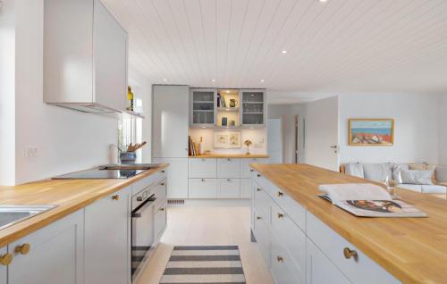 Gorgeous Home In Gudhjem With Wifi Gorgeous Home In Gudhjem With Wifi