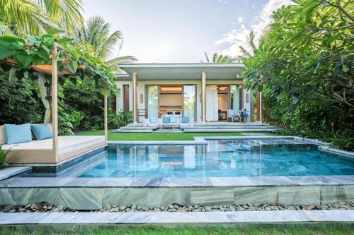 Garden Pool Villa image 1