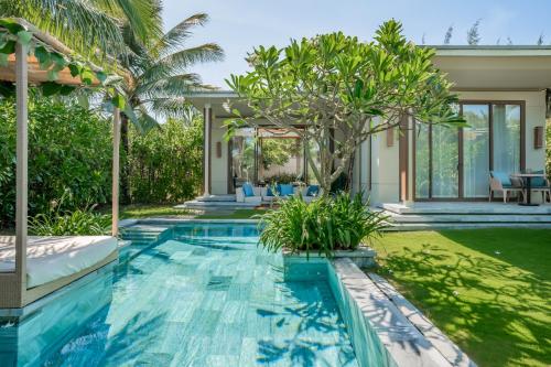 Horizon Pool Villa image 9