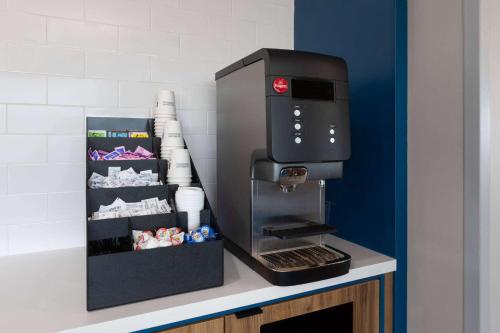 Microtel Inn & Suites by Wyndham Olive Branch - image 5