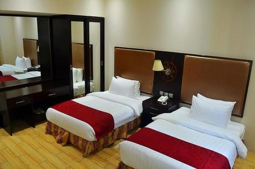 Standard Double or Twin Room image 2
