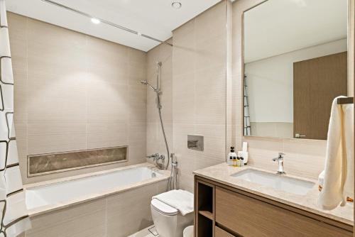 Luxury 2BR Apartment Free Parking Walk to Burj and Fountains, Dubaï (photo 10)