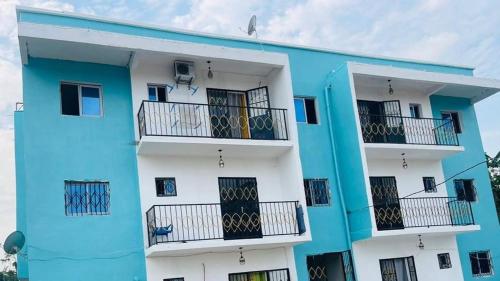 Exterior view of Monmeuble 237