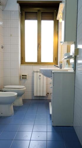 Tiburtina guest house12 - 50m Stazione, Рим (фото 9)