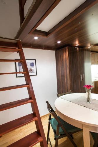 Elisabeth Bridge Apartmans - image 7