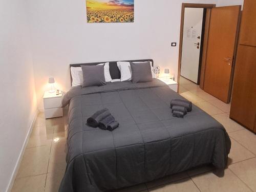 Fiera Bolognina - Komodo - Appartamento completo con giardino e parcheggio privato, Bologna