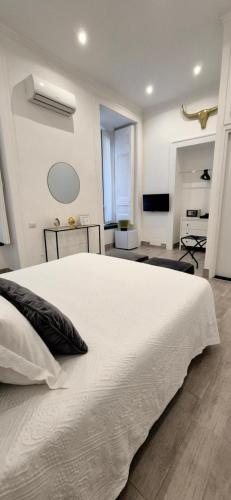 Maison Marinella – Naples, CO