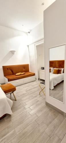 Maison Marinella – Naples, CO