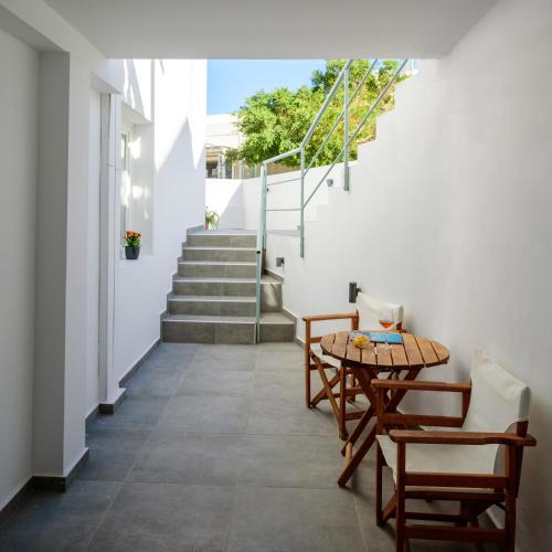 Karidis Hotel - image 7