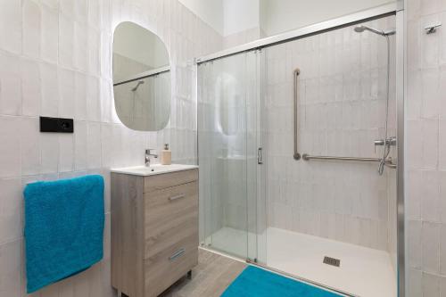 Apartamento 1º nuevo cerca playa, Valencia (foto 9)