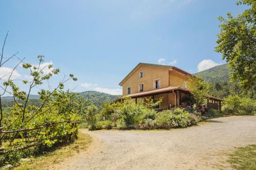 Exterior view, Agriturismo di Charme e Ristorante Stallato Il Filo di Paglia in Carro (La Spezia)
