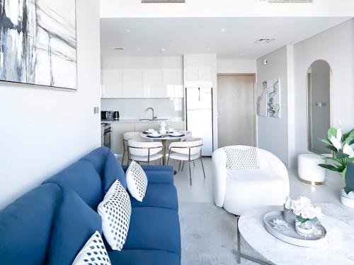 Elegant Burj Royale One-Bedroom & City Views, Dubái (foto 7)