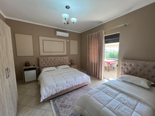 Hotel Vila Arbri – Berat, IA