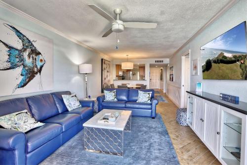 Lands End 3-403 Bay Front - Premier in St Pete Beach, USA
