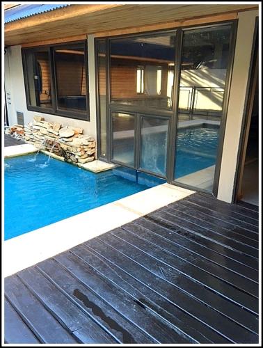 수영장, Departamento de Alquiler Turistico in 산 마르틴 데 로스 안데스