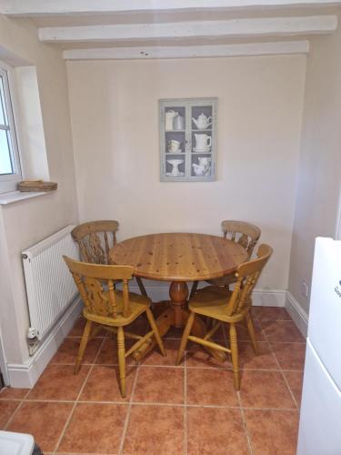 Two Bedroomed House near Newark & Grantham in Long Bennington