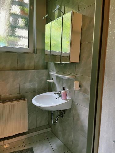 Zentrale gemütliche Wohnung Nähe Bahnhof Zentrale gemütliche Wohnung Nähe Bahnhof