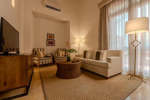 Junior Suite image 2