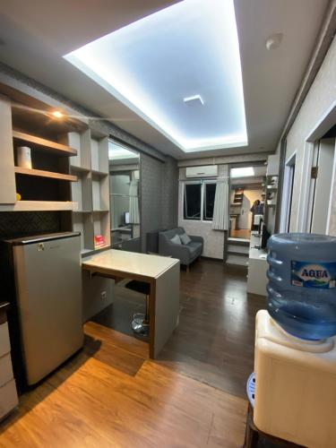 Apartement The Suites Metro by Pinkish - Cilengkrang