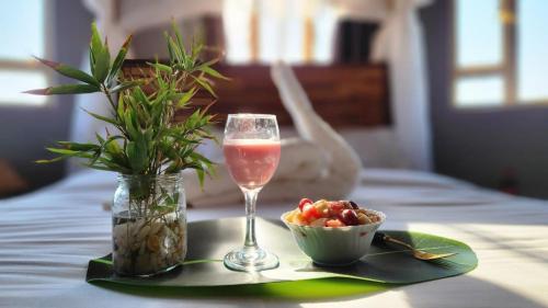 Amanya Hut Sleeps 6 with Mountain Views in Amboseli