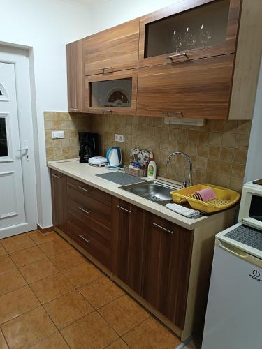 Boglarka Vendeghaz in โมซอนมากีย์โรวาร์